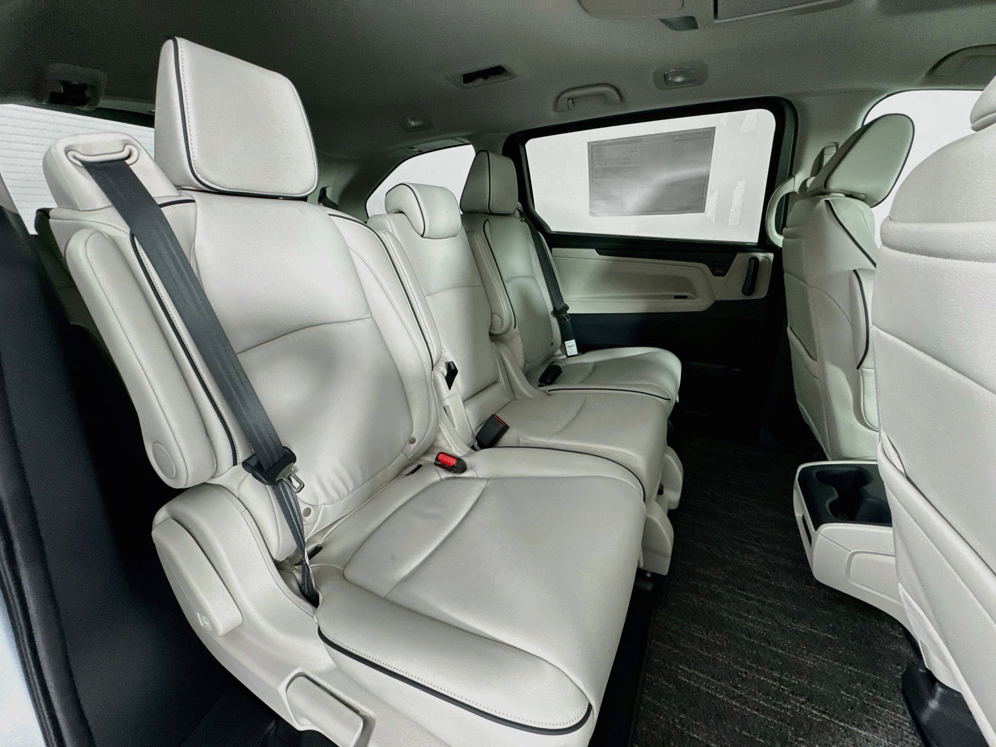 New 2027 Honda Odyssey Touring image 30