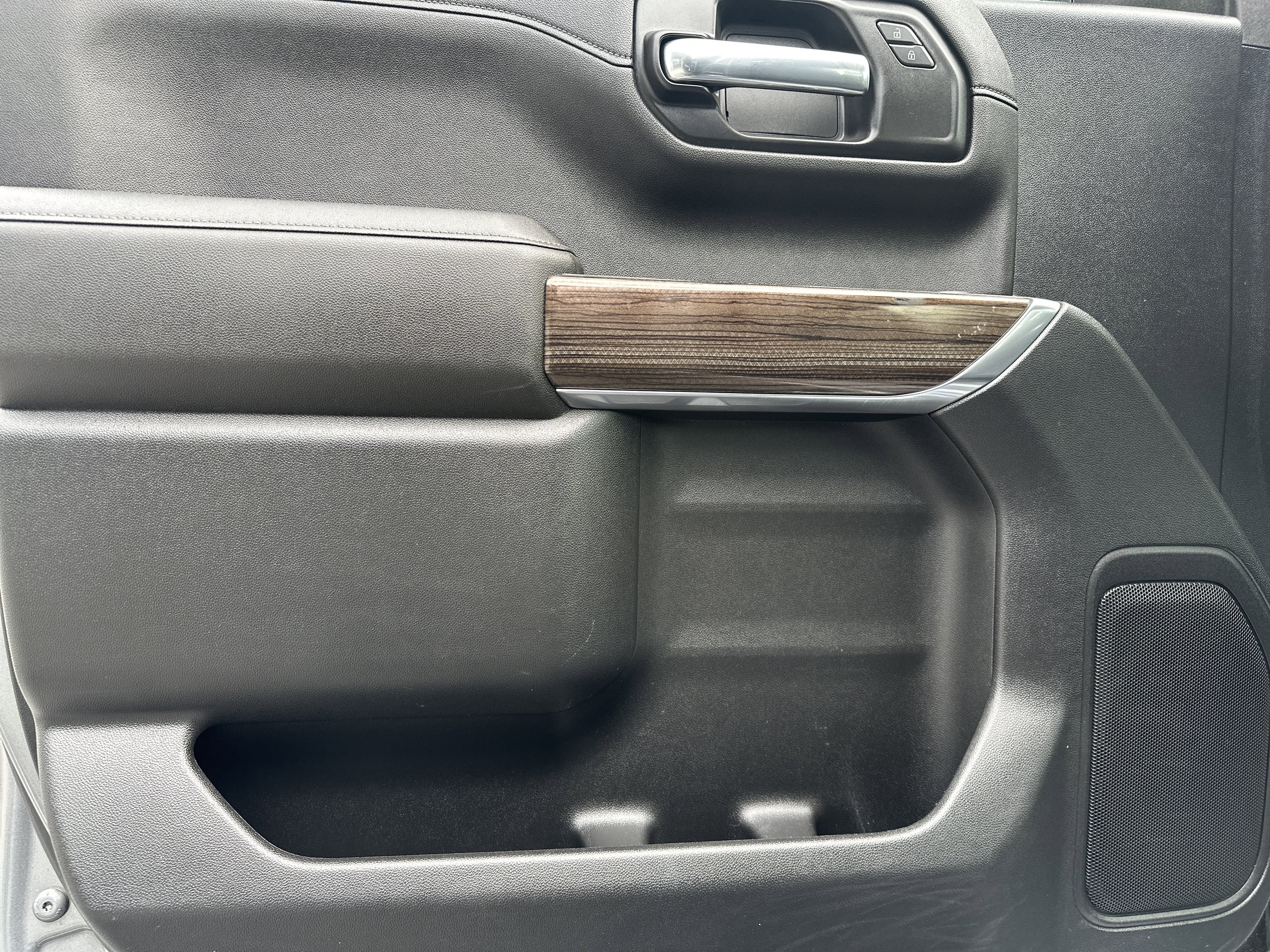 Used 2021 Chevrolet Silverado 1500 LT w/ All Star Edition Plus image 14