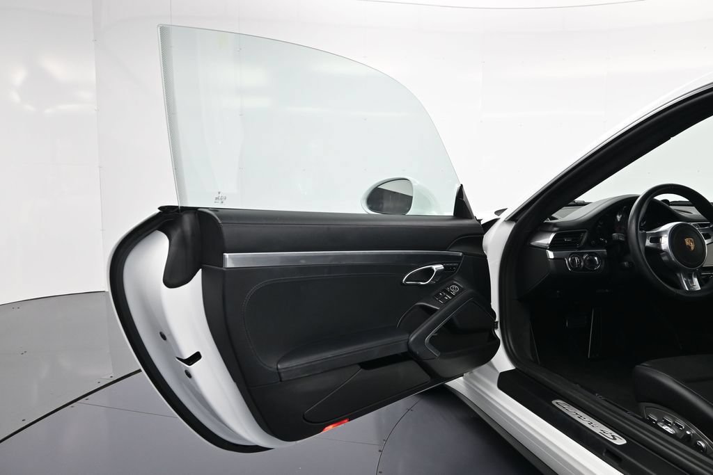 Used 2015 Porsche 911 Carrera 4S AWD/4WD image 14