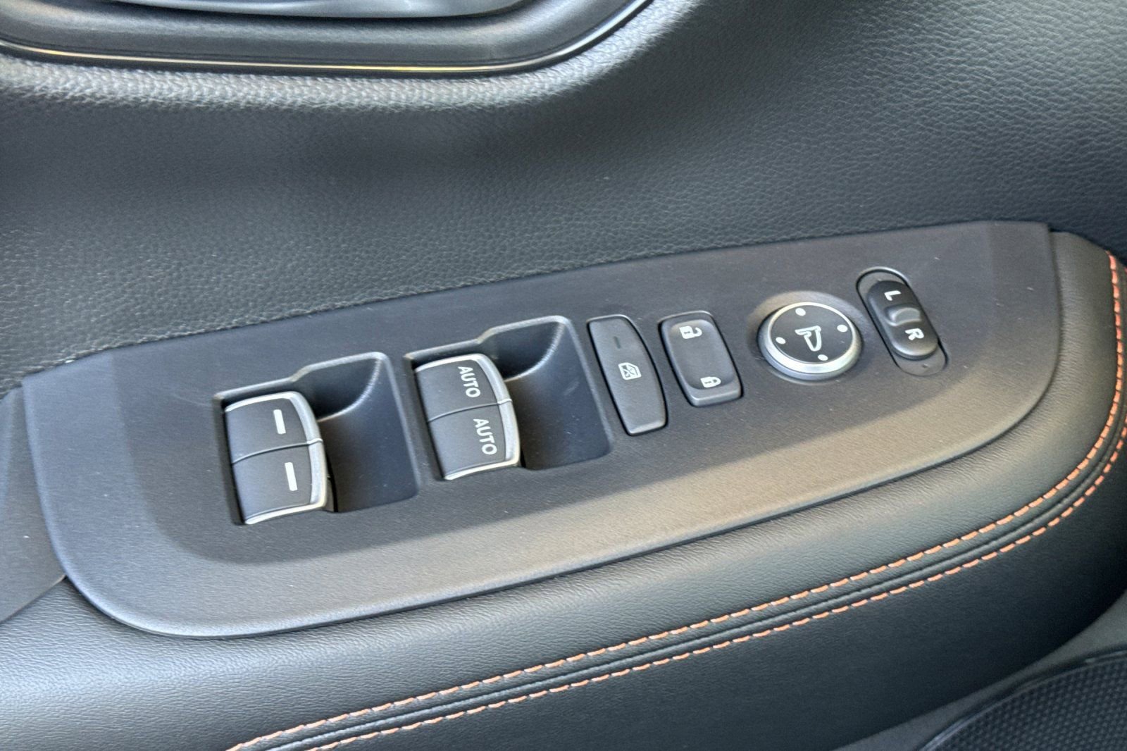 New 2026 Honda HR-V Sport image 10