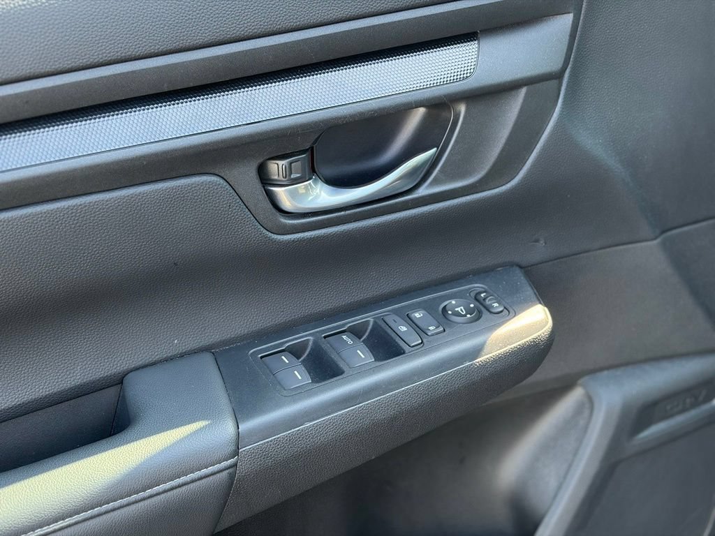 Used 2024 Honda CR-V LX image 17