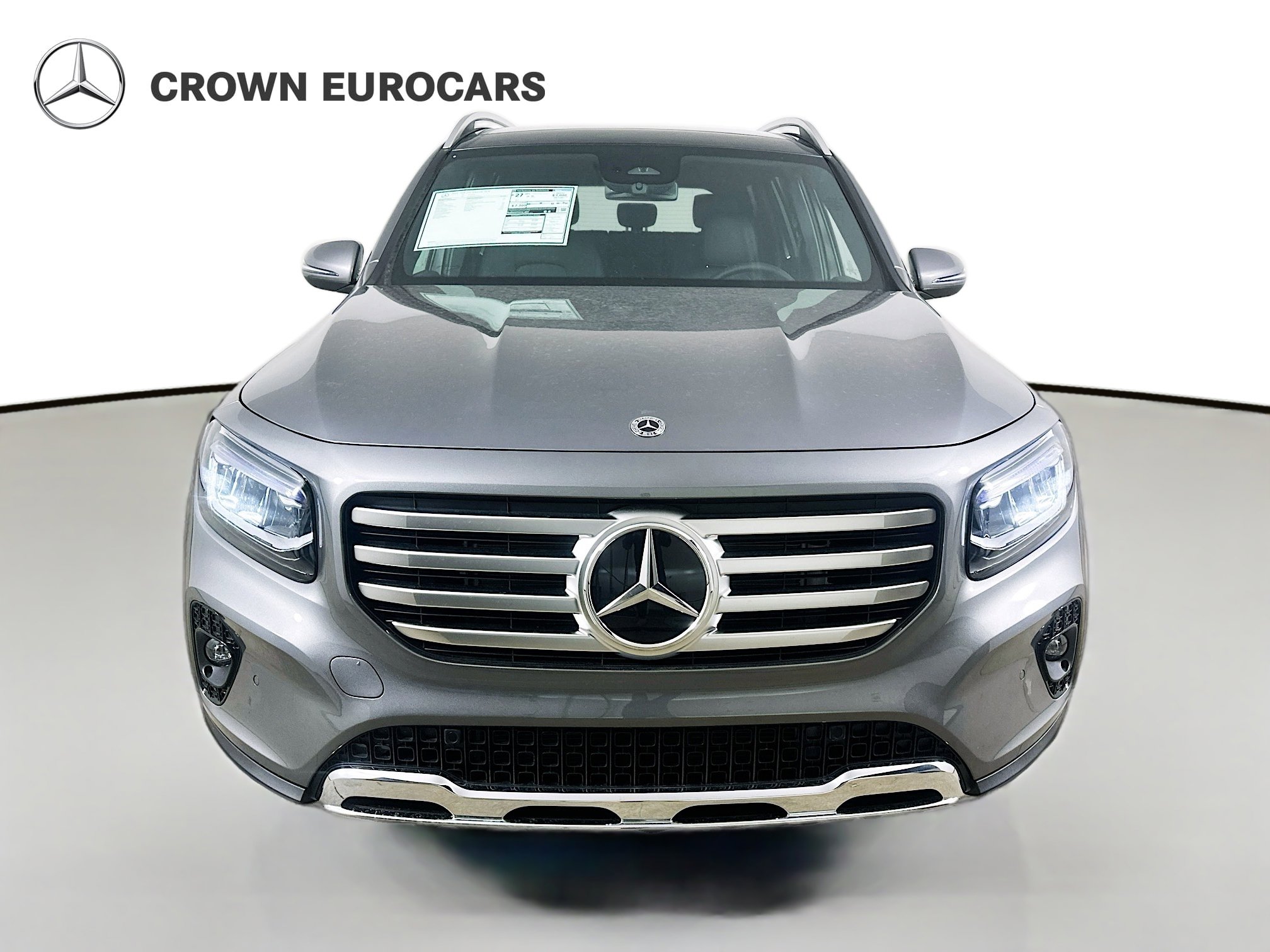 Used 2026 Mercedes-Benz GLB 250 4MATIC image 2
