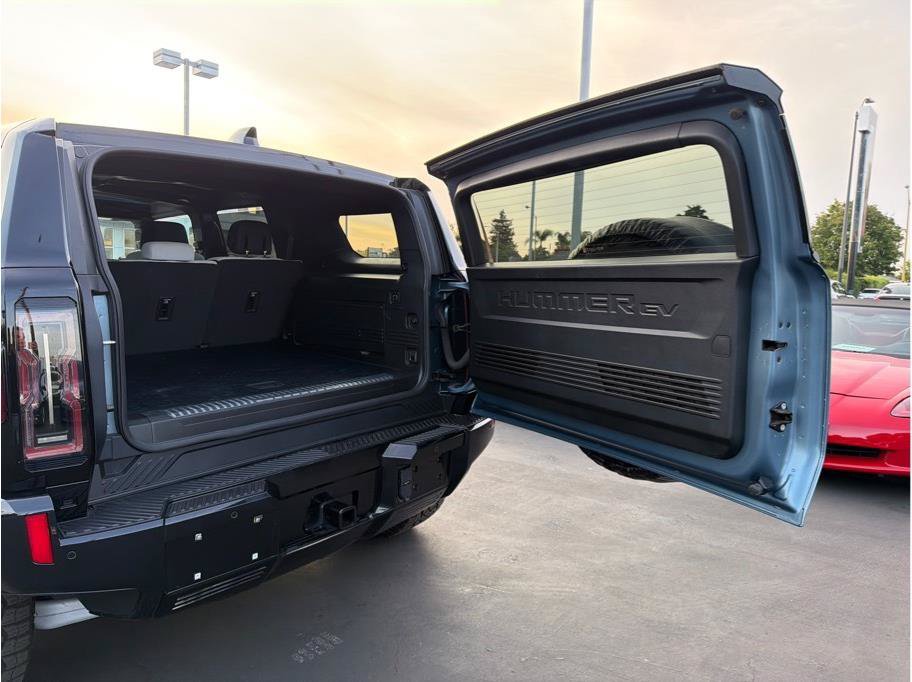 Used 2024 GMC Hummer EV 3X w/ Omega Edition AWD/4WD image 41