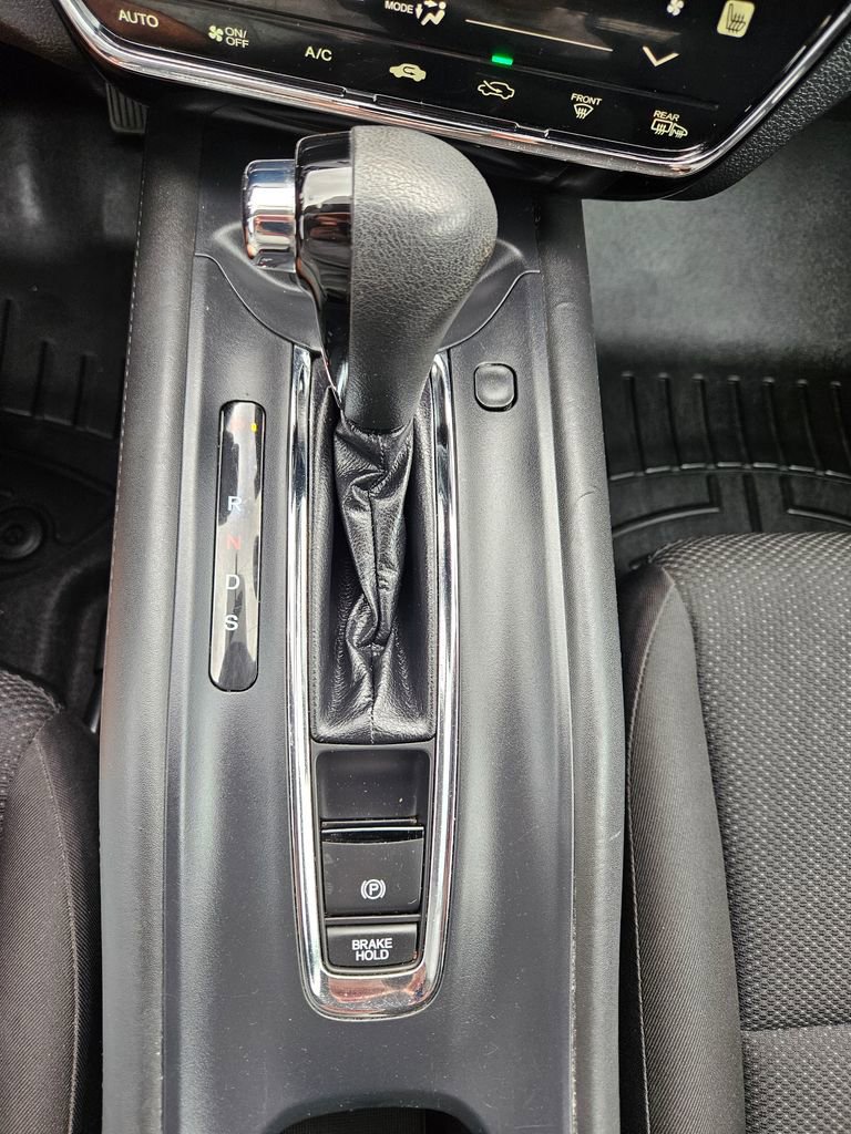 Used 2018 Honda HR-V EX image 15