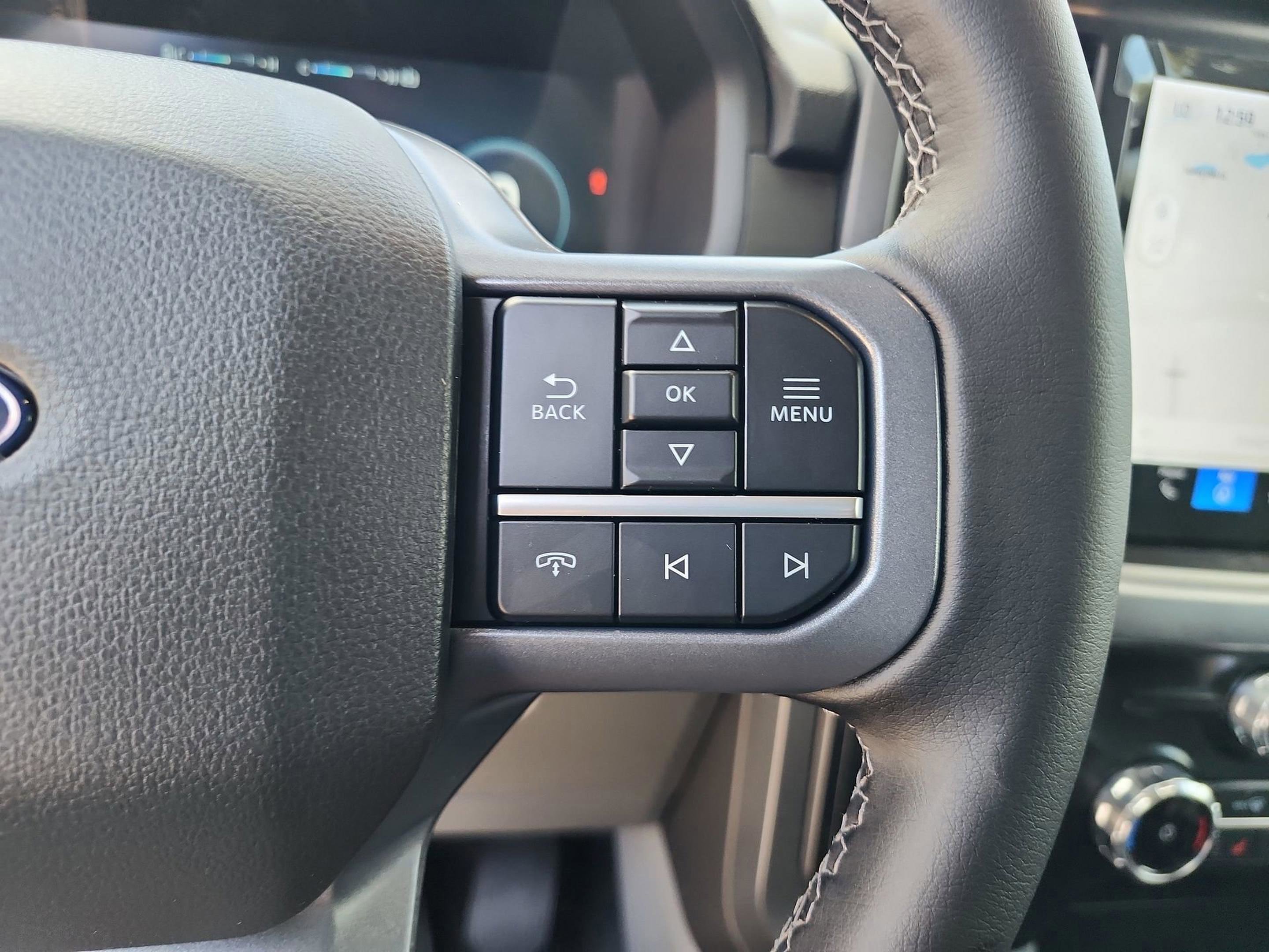 New 2025 Ford F150 Lightning XLT image 30