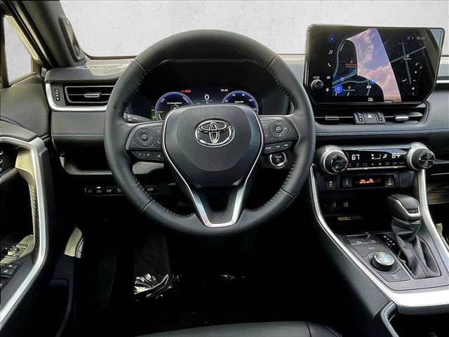 Used 2025 Toyota RAV4 XSE w/ Advanced Technology Package image 7