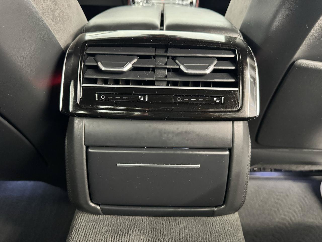 Used 2021 Audi A8 L 4.0T AWD/4WD image 21