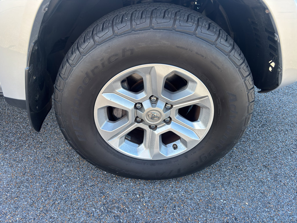 Used 2018 Toyota 4Runner SR5 image 25