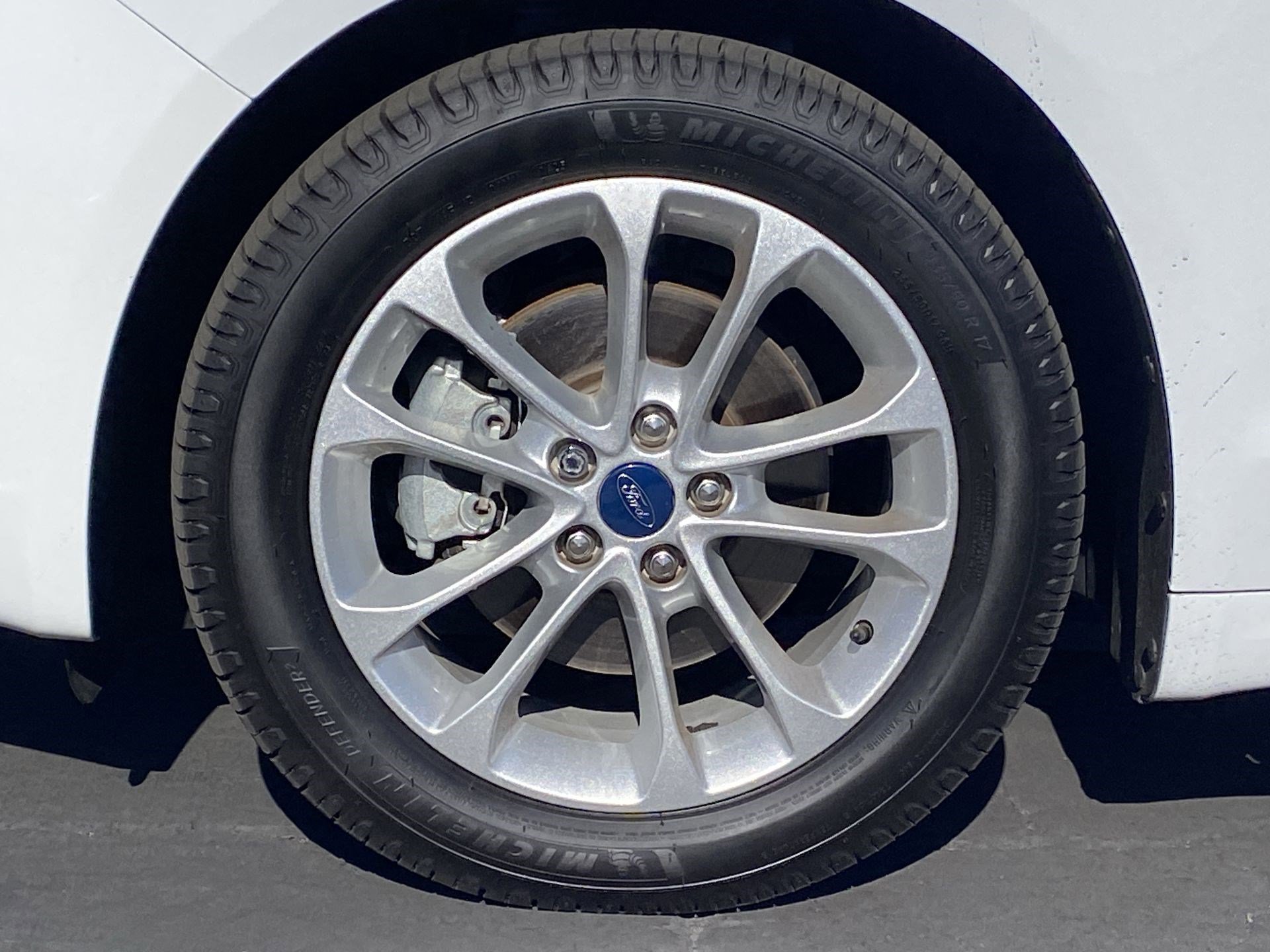 Used 2019 Ford Fusion SE image 35