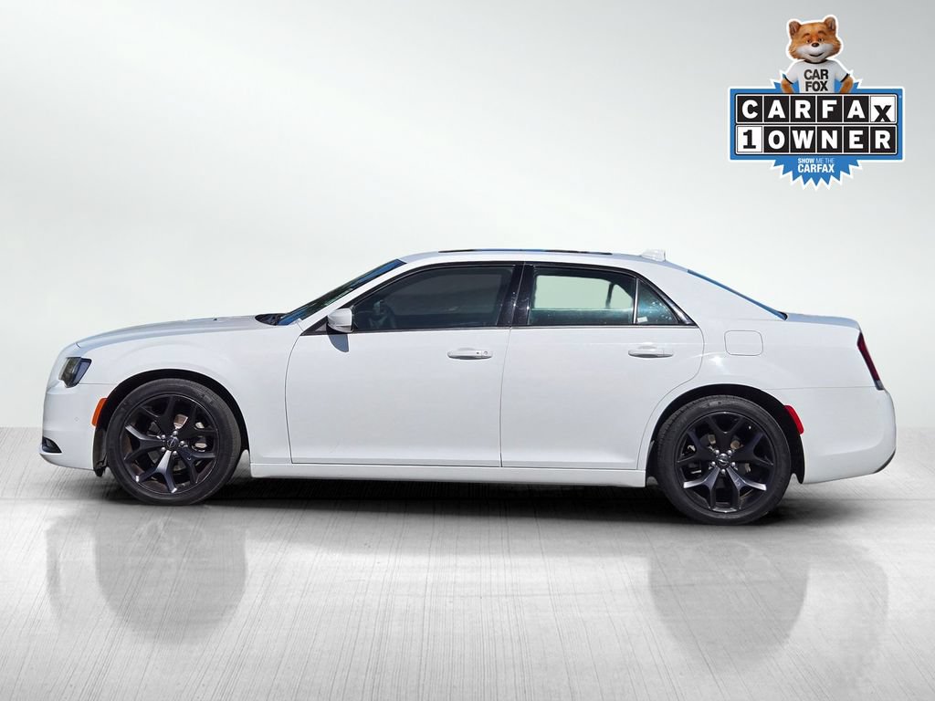 Used 2023 Chrysler 300 S RWD image 8