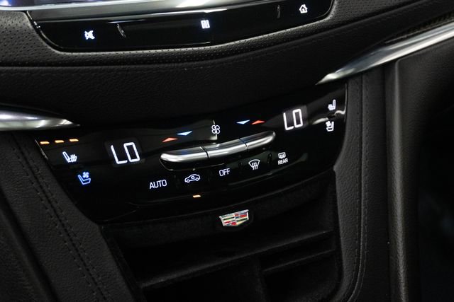 Used 2020 Cadillac XT5 Sportv AWD/4WD image 32