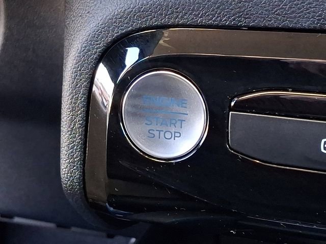 New 2026 Ford Escape SE FWD image 16