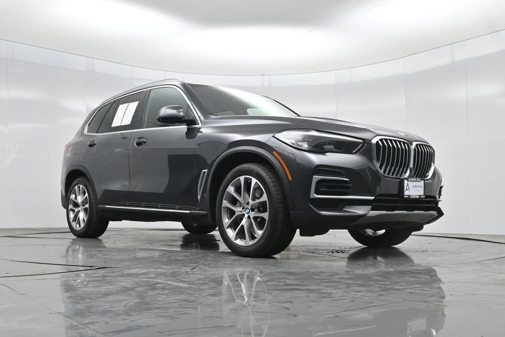 Used 2023 BMW X5 xDrive40i AWD/4WD image 54