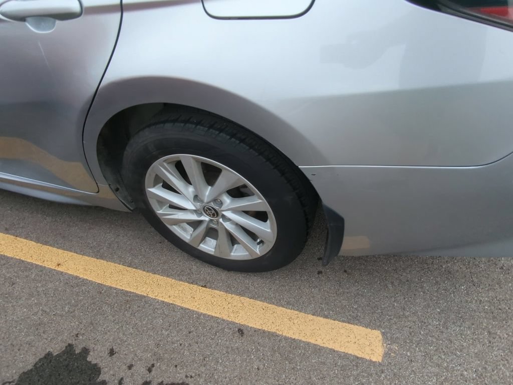 Used 2024 Toyota Camry SE FWD image 5