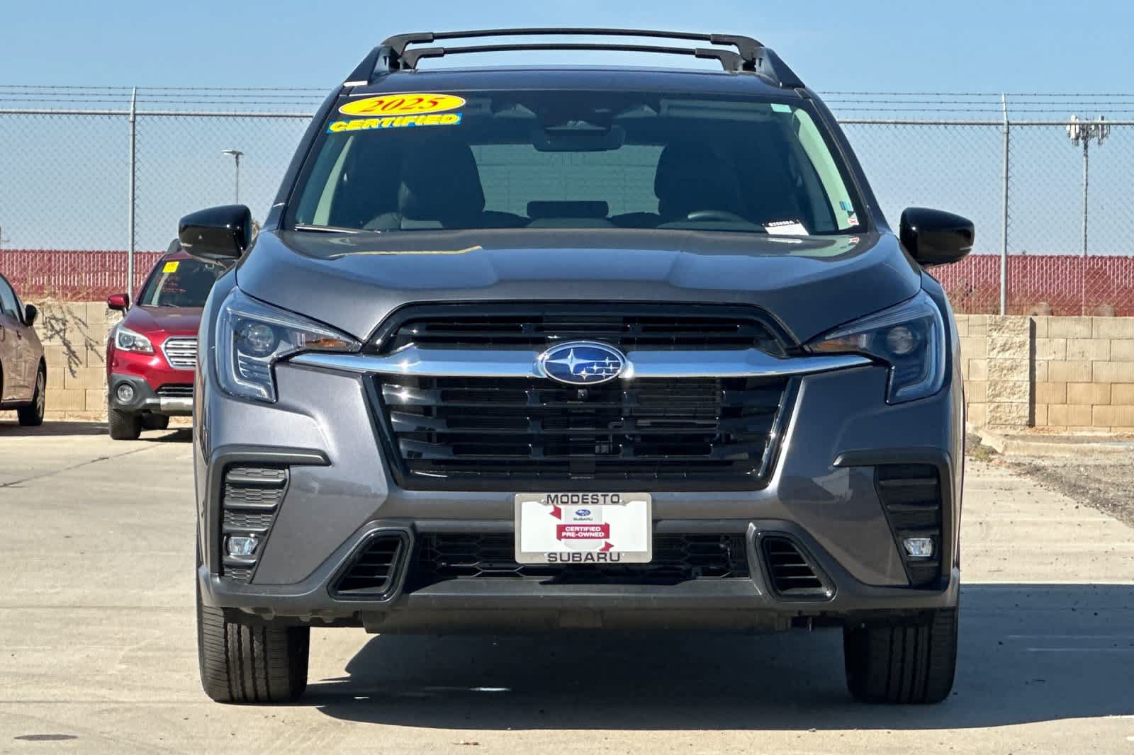 Used 2025 Subaru Ascent Limited w/ Popular Package #1 AWD/4WD image 8