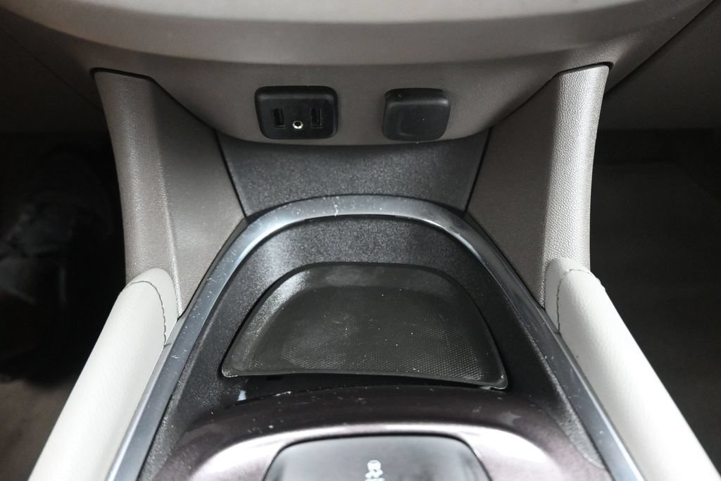 Used 2017 Chevrolet Malibu LT FWD image 20