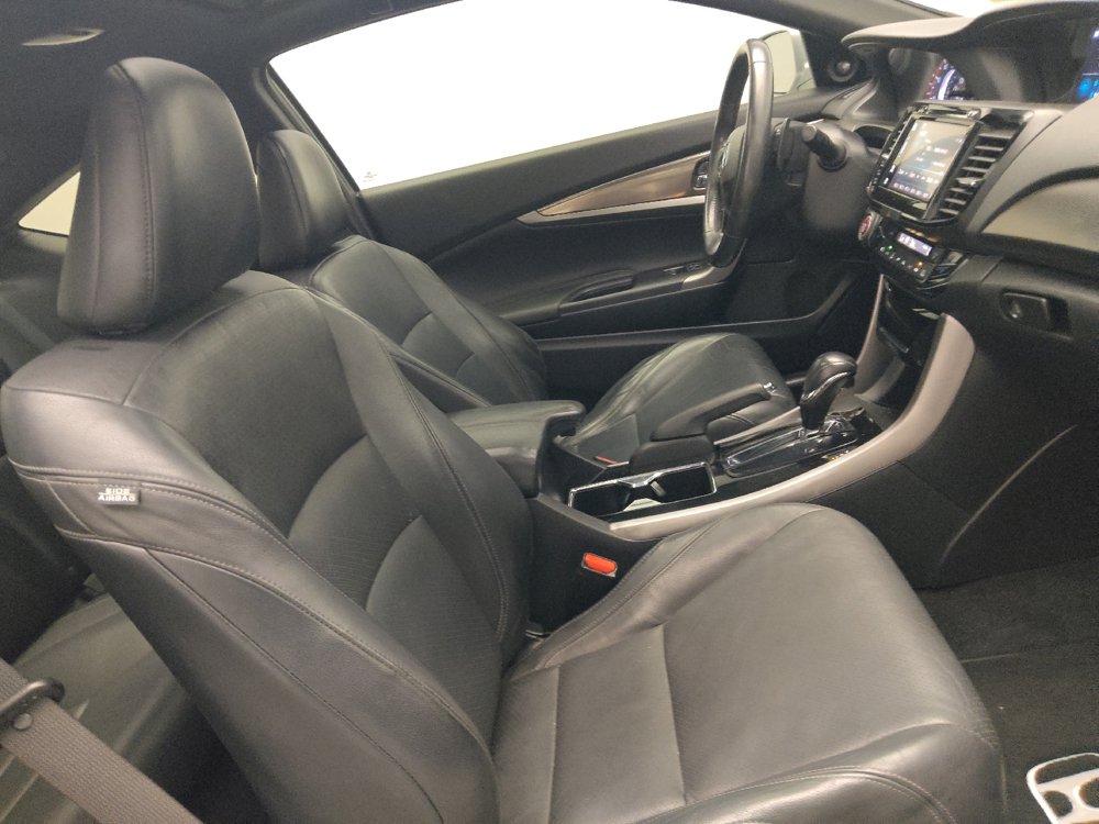 Used 2017 Honda Accord EX-L image 17