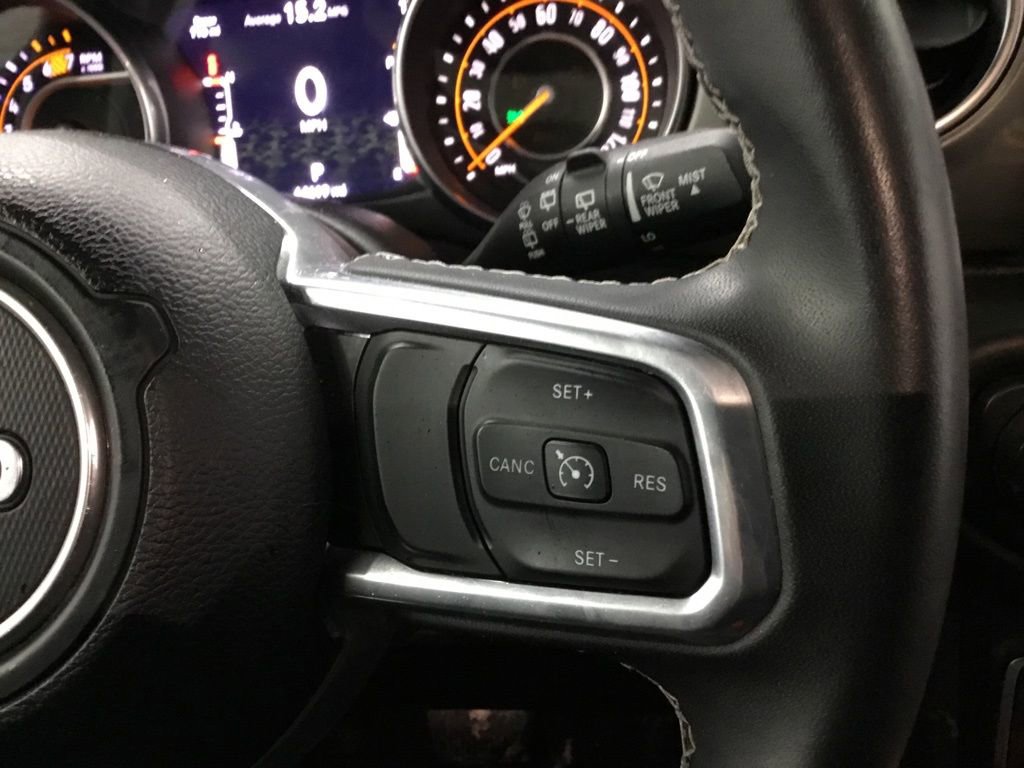 Used 2023 Jeep Wrangler Sahara image 37