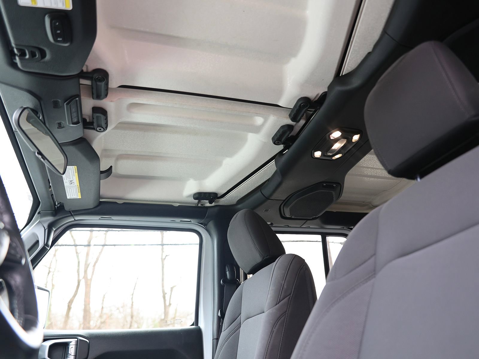 Used 2022 Jeep Wrangler Unlimited Sport image 19