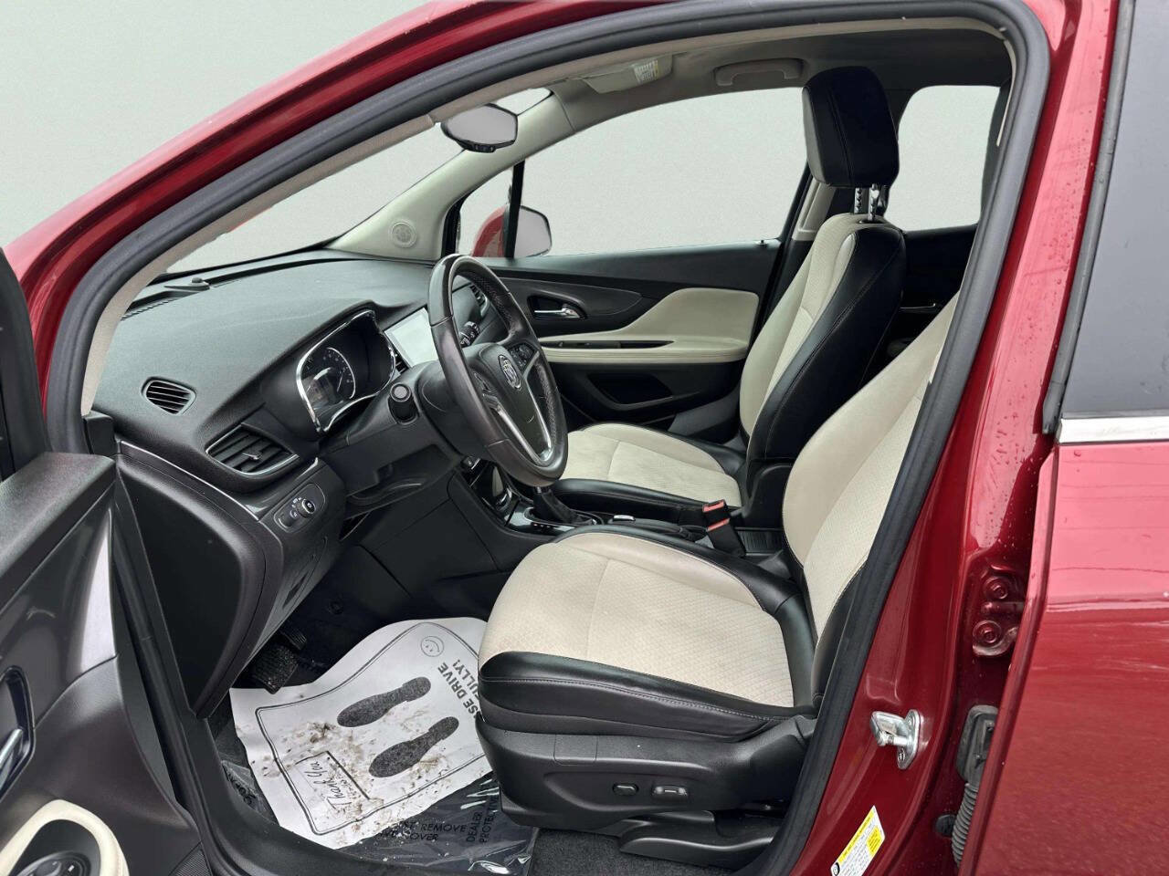 Used 2021 Buick Encore Preferred w/ Safety Package image 9