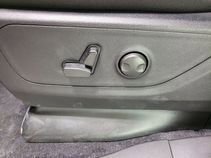 New 2026 RAM 1500 4x4 Crew Cab image 10