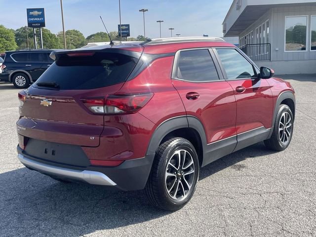 Used 2025 Chevrolet TrailBlazer LT image 3
