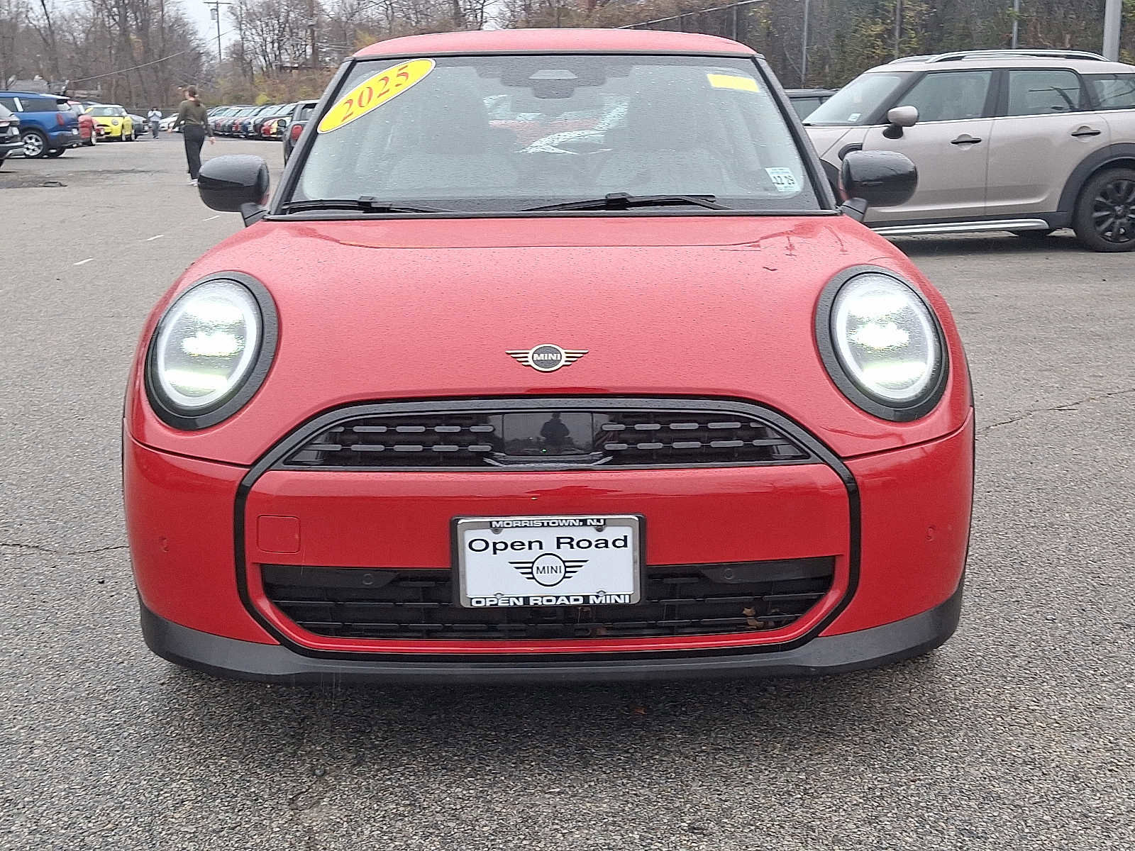 Used 2025 MINI Cooper 2-Door Hardtop image 2
