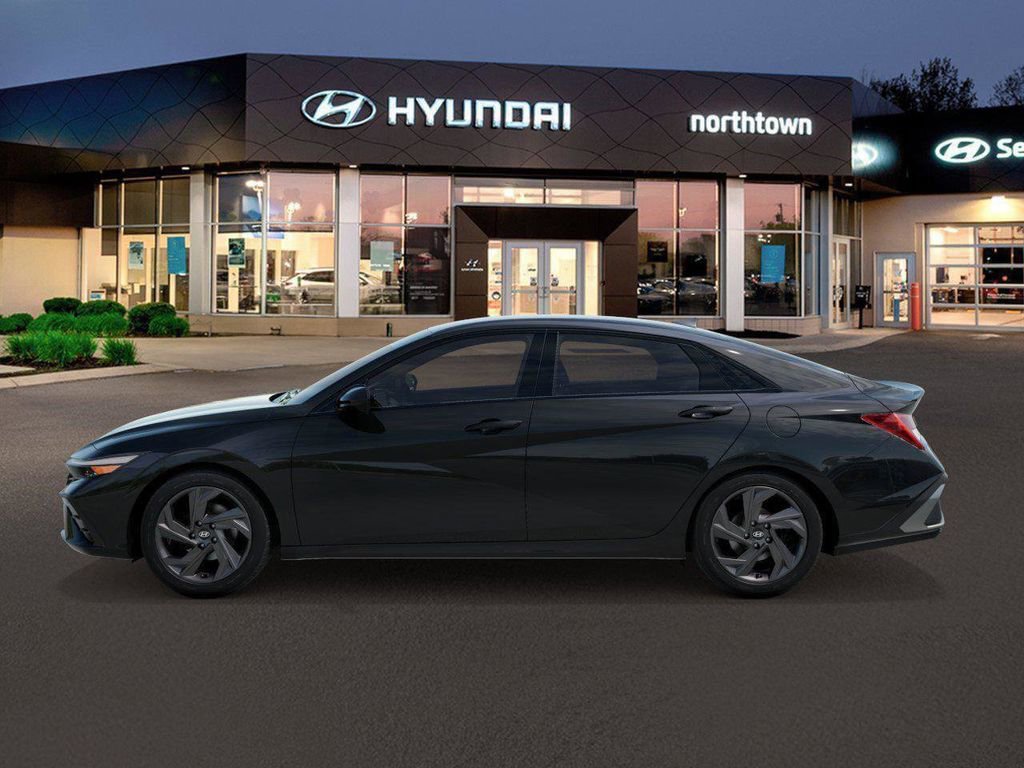 New 2026 Hyundai Elantra Sport FWD image 3