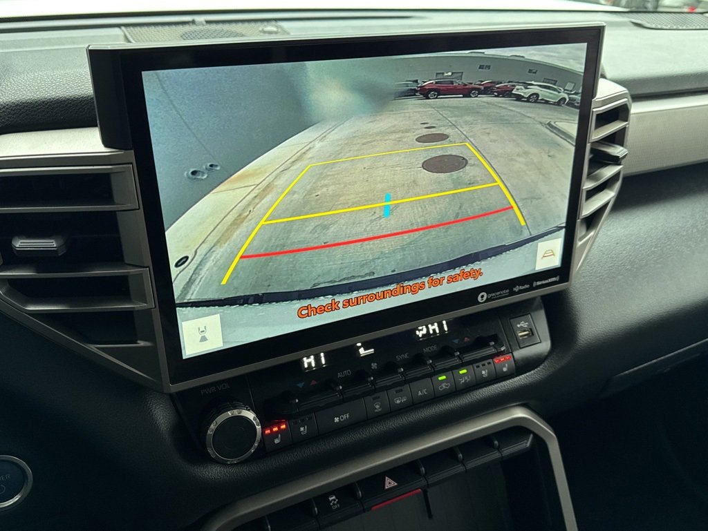Used 2024 Toyota Tundra Limited image 12