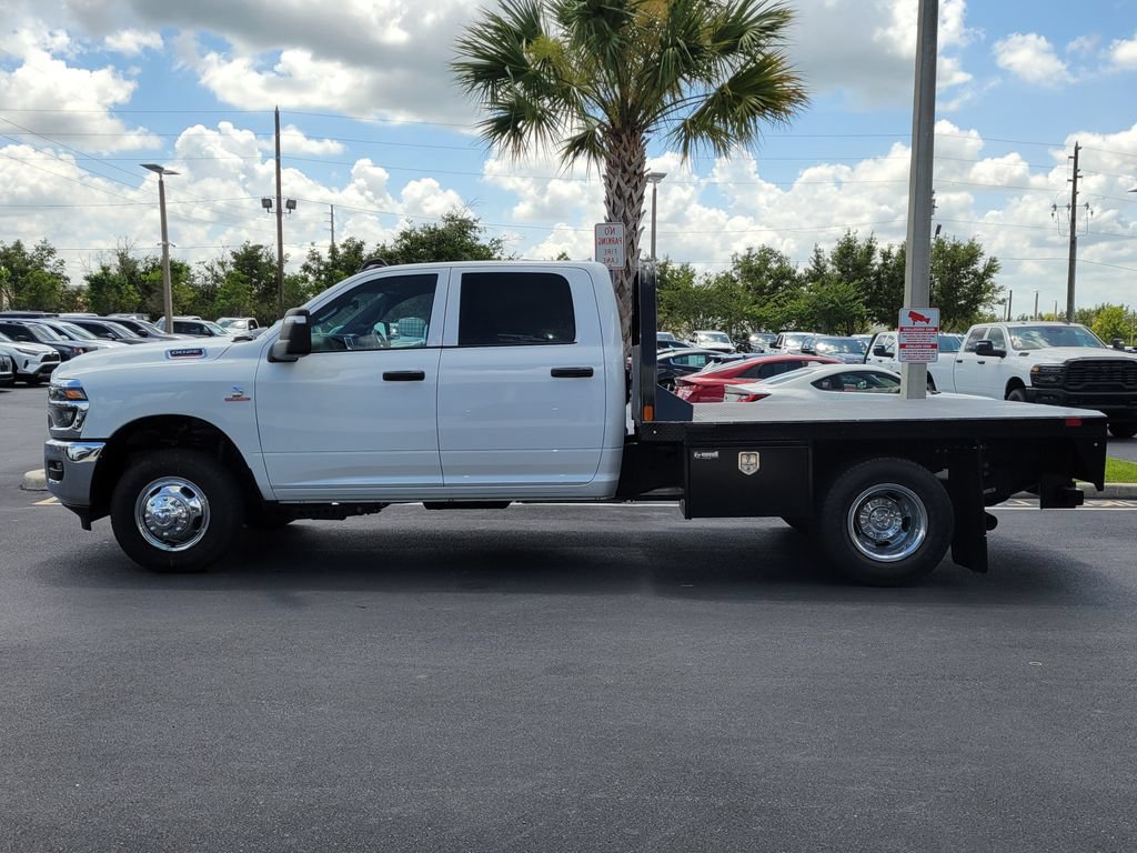 New 2026 RAM 3500 Tradesman w/ Chrome Appearance Group A AWD/4WD image 4