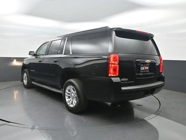Used 2020 Chevrolet Suburban LS w/ Enhanced Driver Alert Package RWD image 30