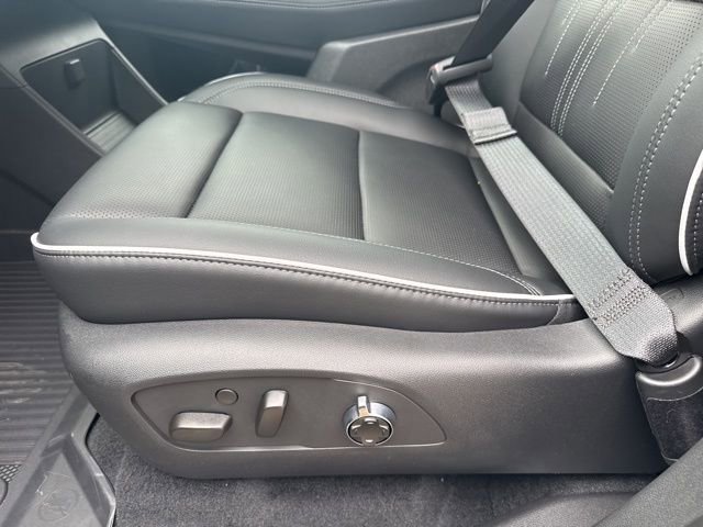 New 2026 Buick Enclave Avenir w/ Super Cruise Package image 16