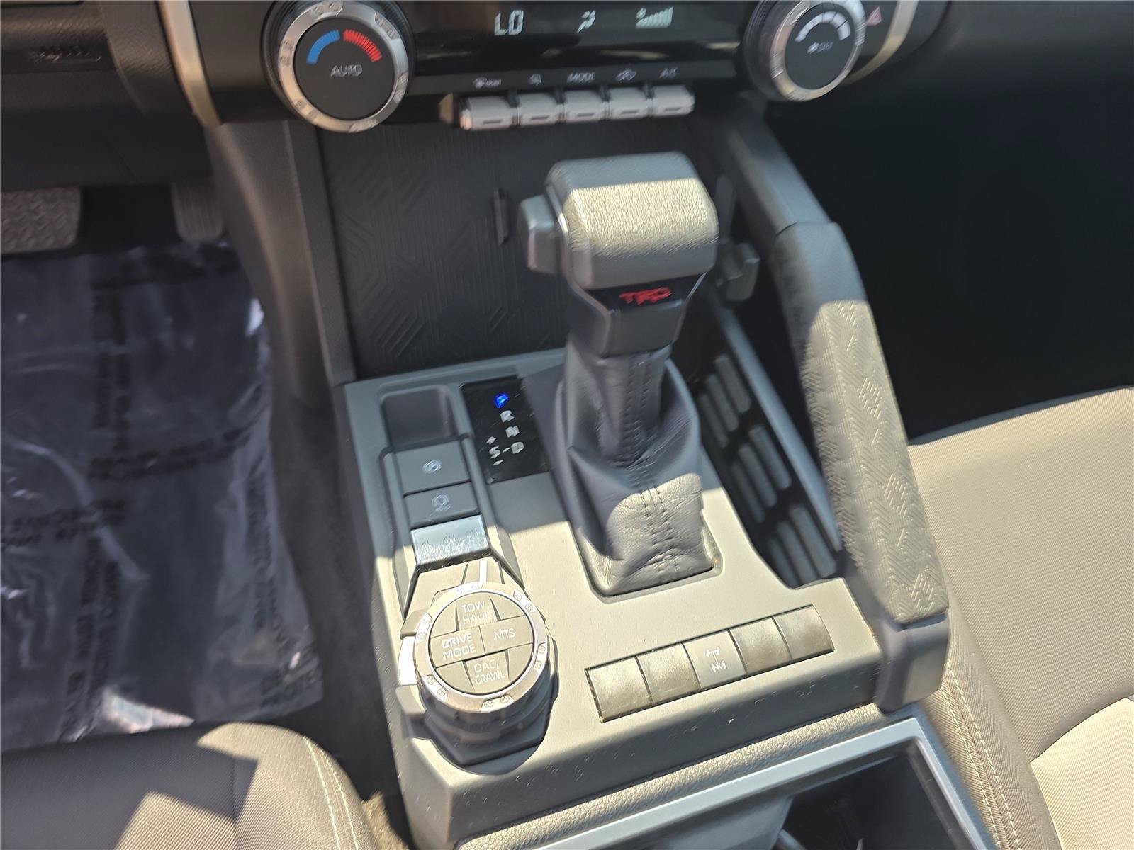 Used 2024 Toyota Tacoma TRD Off-Road AWD/4WD image 38