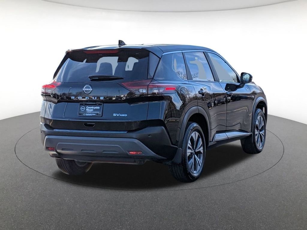 Used 2023 Nissan Rogue SV image 5