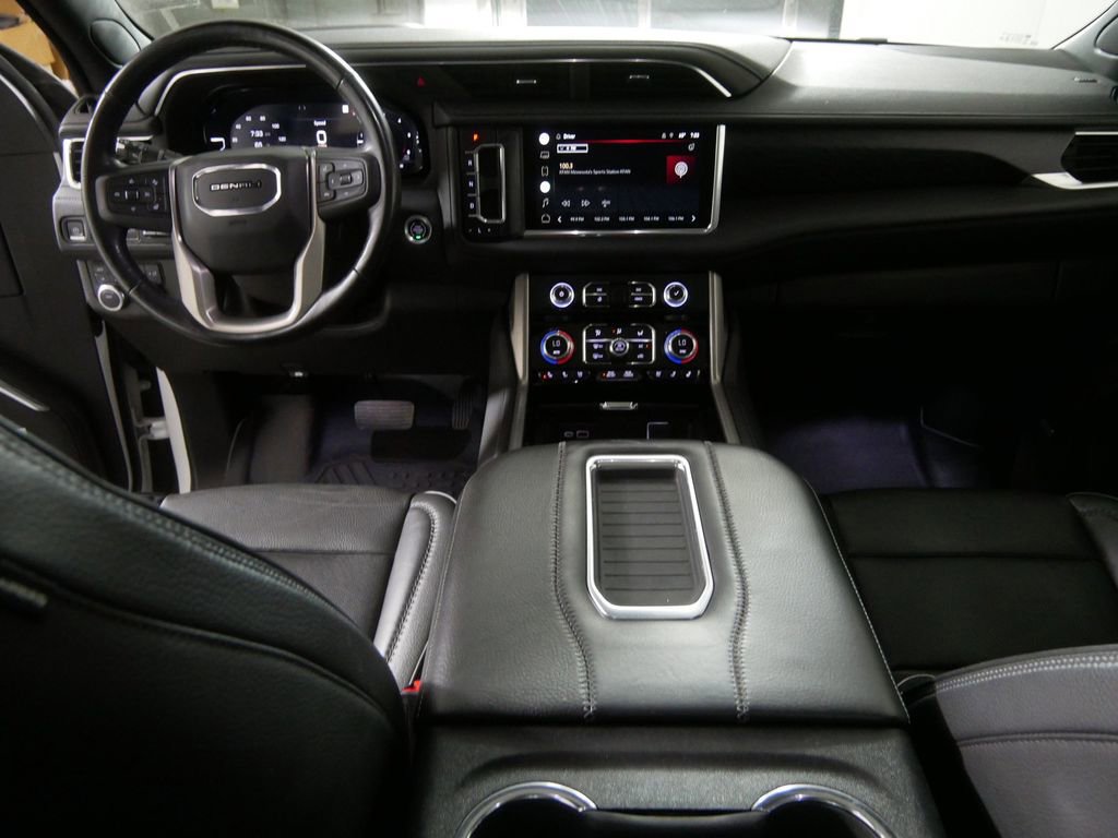 Used 2022 GMC Yukon Denali image 28