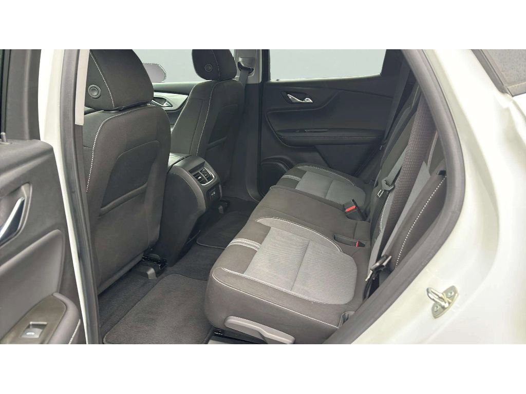 Used 2023 Chevrolet Blazer LT image 11