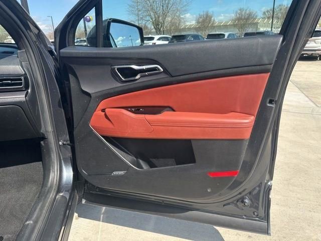 Used 2023 Kia Sportage SX image 38