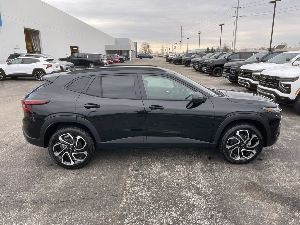 New 2026 Chevrolet Trax RS w/ Driver Confidence Package FWD image 8