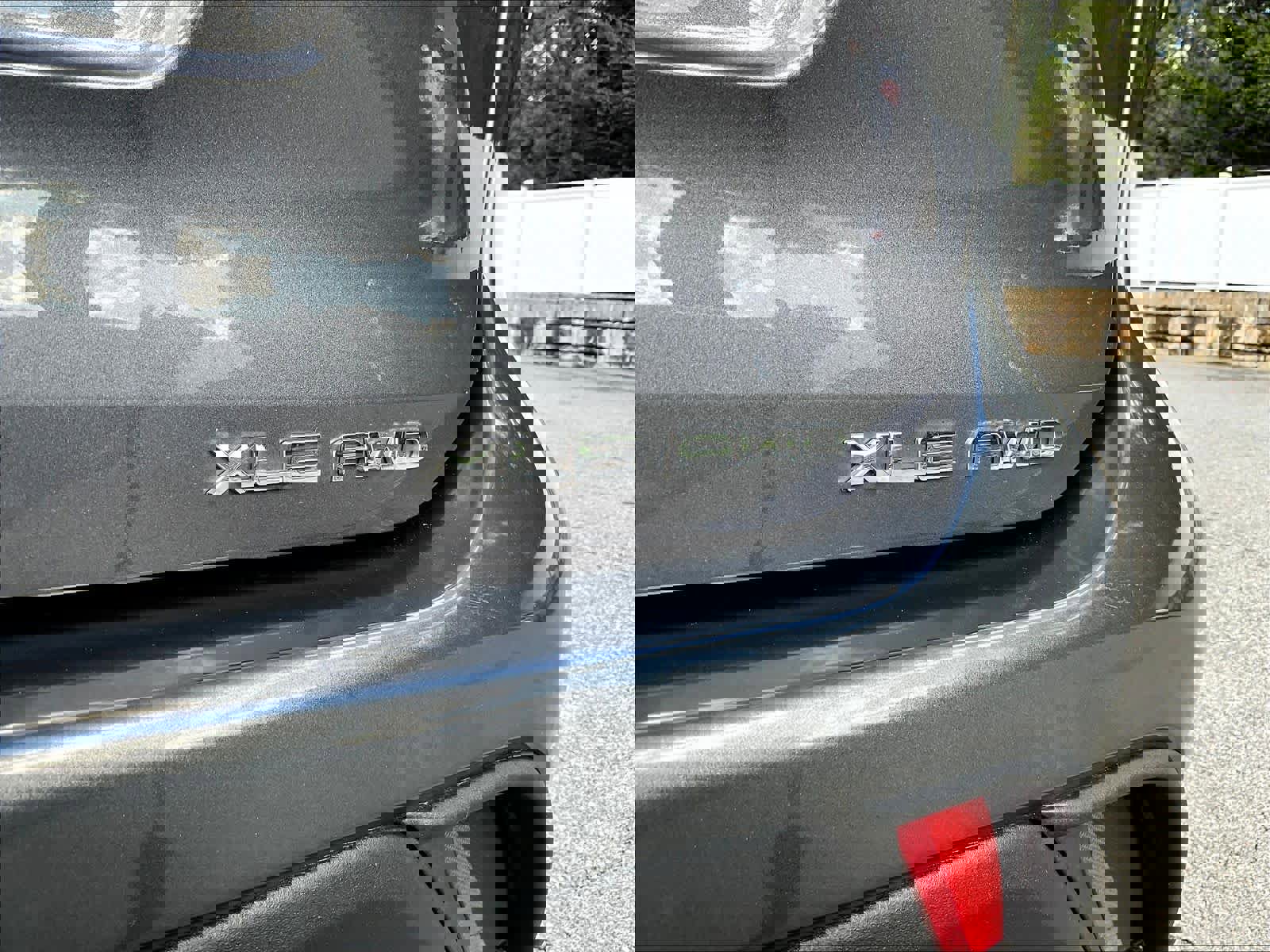 Used 2022 Toyota Highlander XLE image 30