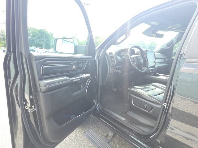 Used 2022 RAM 1500 Limited AWD/4WD image 15