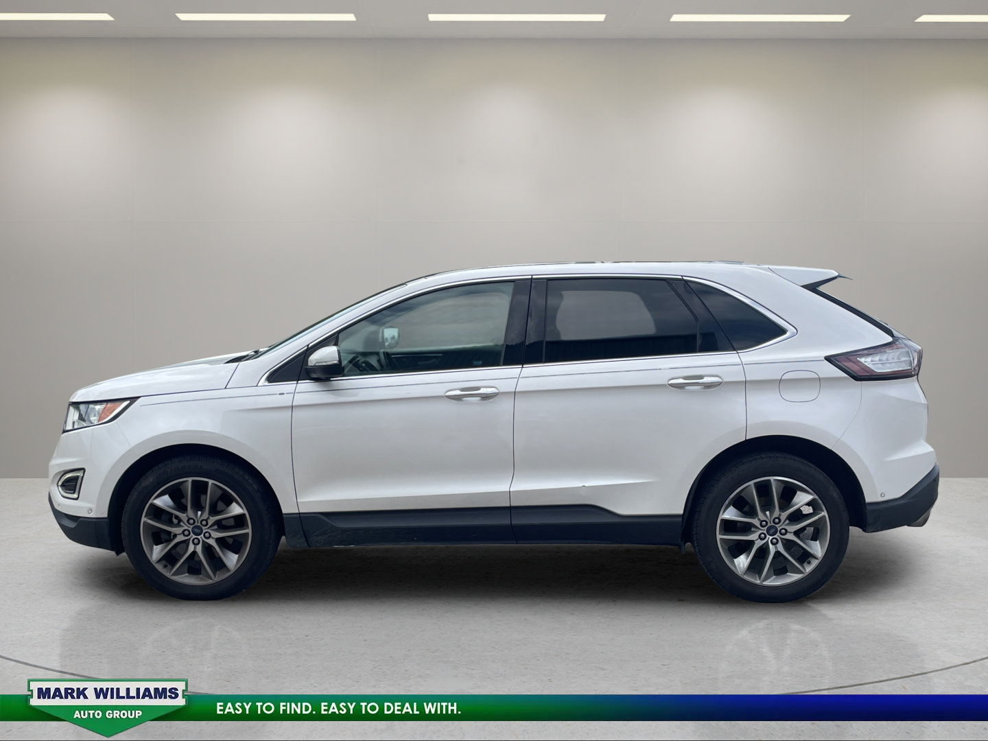 Used 2016 Ford Edge Titanium w/ Equipment Group 302A AWD/4WD image 4