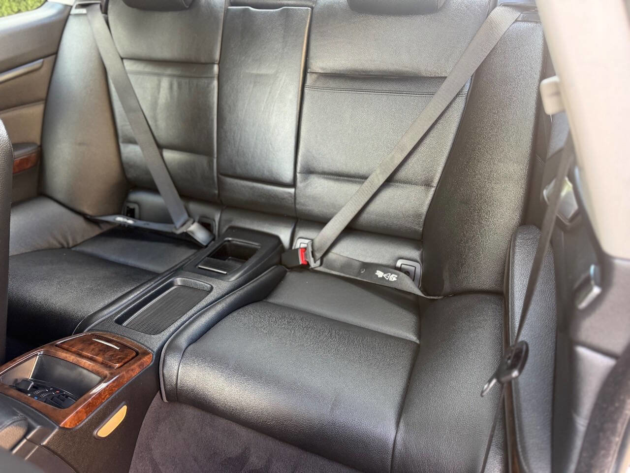 Used 2010 BMW 335i xDrive Coupe image 32