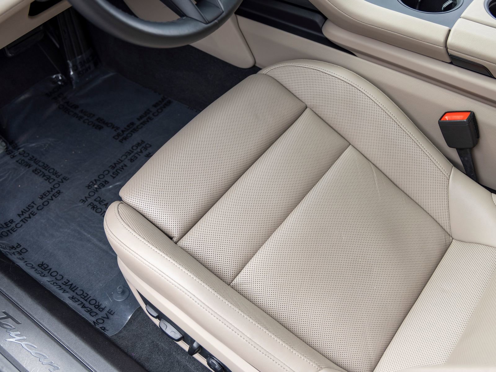 Certified 2023 Porsche Taycan image 29