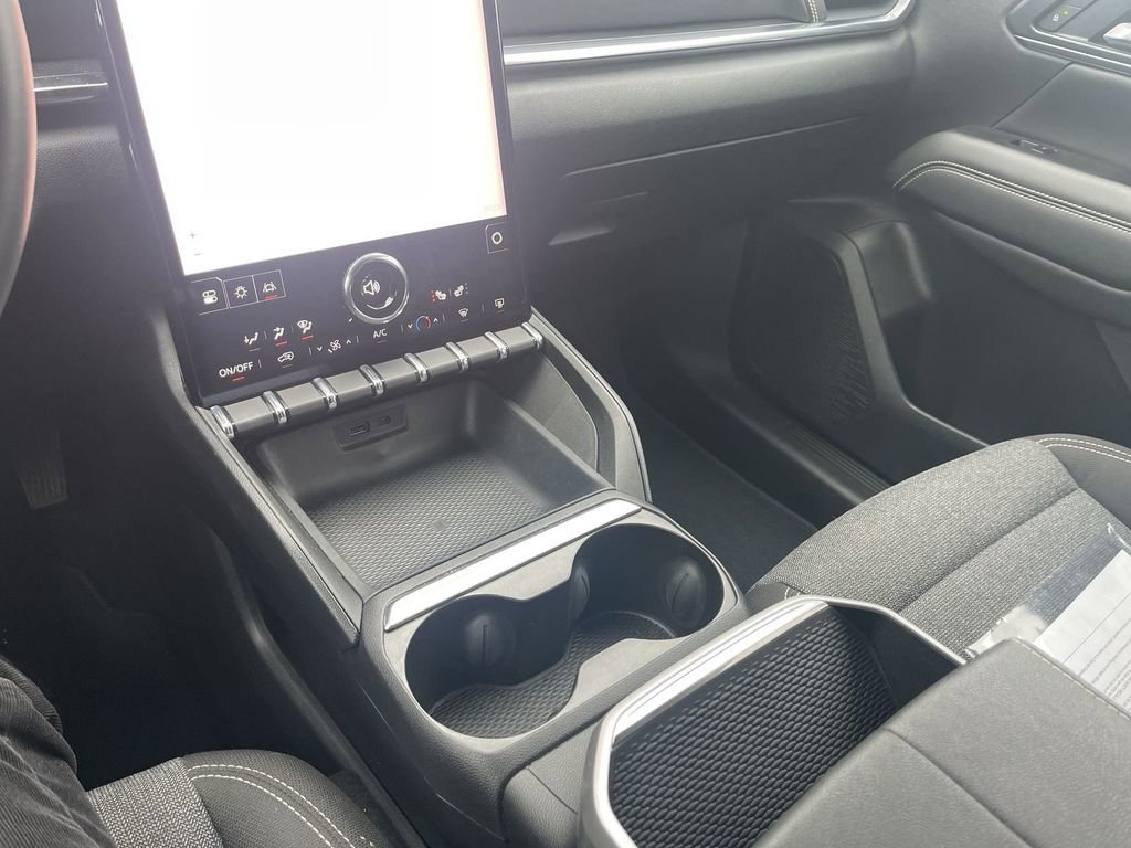 Used 2025 GMC Terrain Elevation image 31