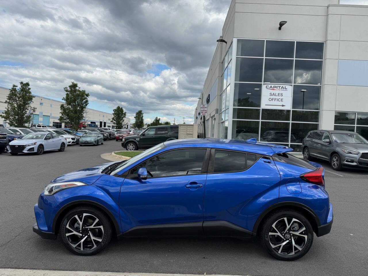 Used 2018 Toyota C-HR XLE image 9