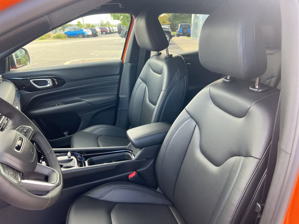 New 2026 Jeep Compass Limited image 14