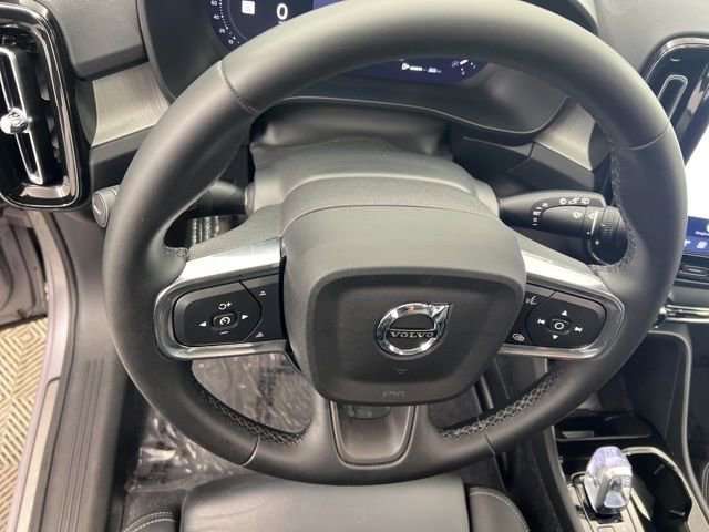 Used 2026 Volvo XC40 B5 Plus w/ Protection Package Premier AWD/4WD image 21
