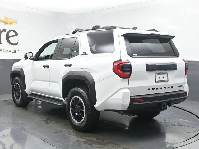 Used 2025 Toyota 4Runner TRD Off-Road Premium AWD/4WD image 37
