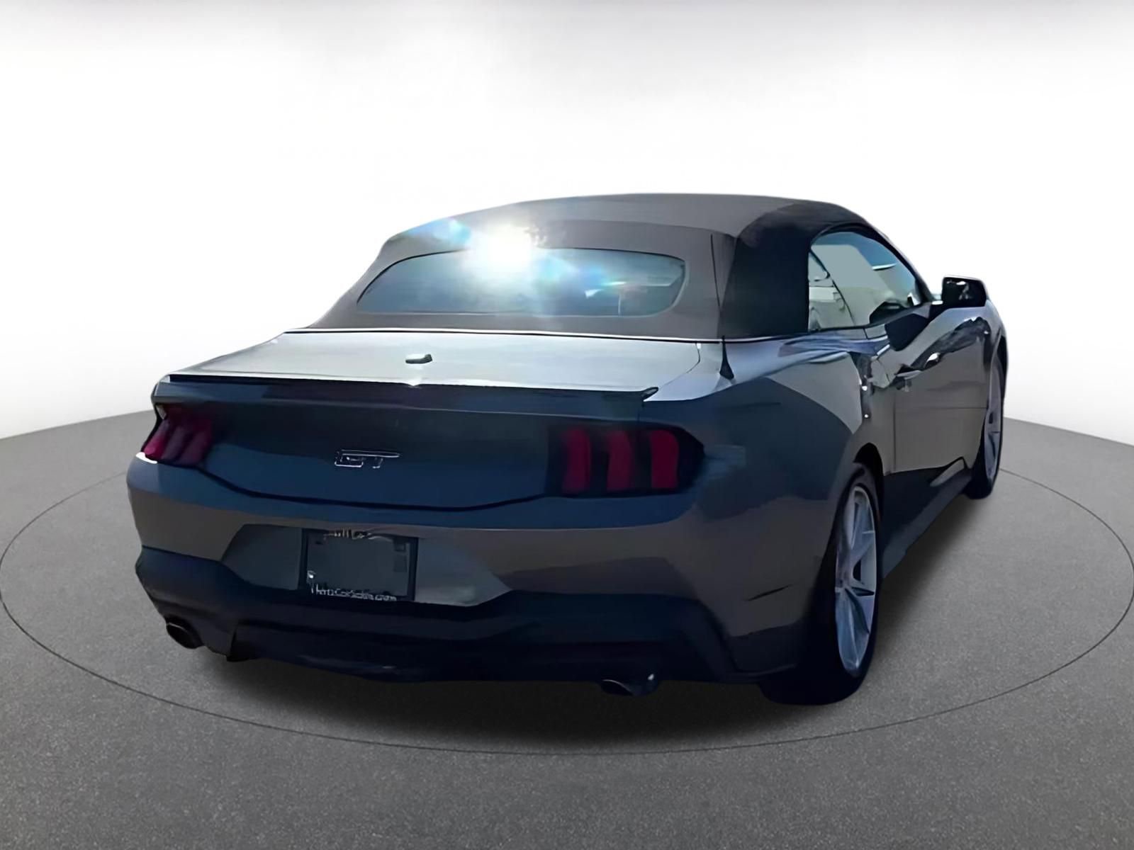 Used 2025 Ford Mustang GT Premium RWD image 12