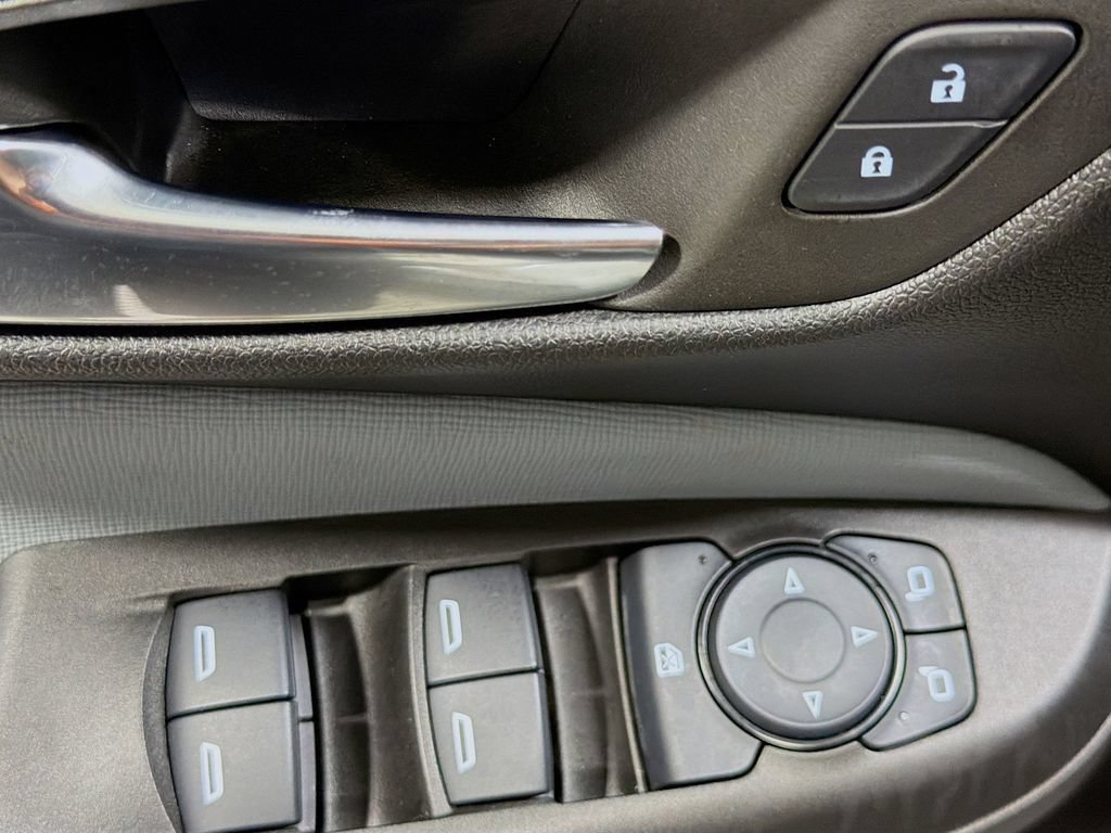 Used 2025 Buick Envista Preferred w/ Convenience I Package FWD image 22
